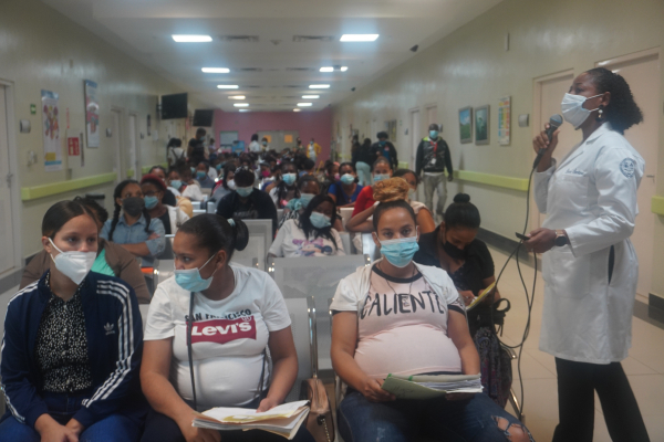 Hospital Materno Dr. Reynaldo Almánzar conmemora “Mes de Sensibilización sobre el Cáncer de Mama”