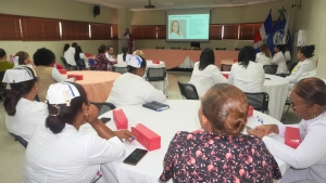 Personal médico del HMRA recibe taller “Sospecha, Detecta y Deriva”