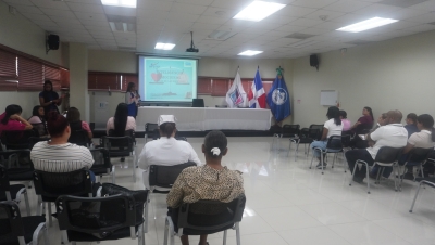 Colaboradores del hospital Materno Dr. Reynaldo Almánzar reciben curso “Inteligencia Emocional”