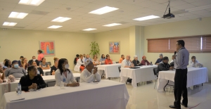 SNS imparte taller a personal médico del Hospital Materno Dr. Reynaldo Almánzar sobre “Humanización en los Servicios de Salud aplicados a la Sala de Urgencias y Manejo del Carro de Paro&quot;