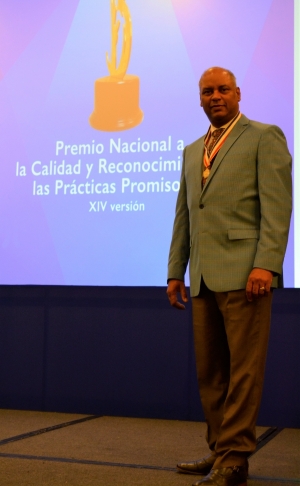 Hospital Reynaldo Almánzar agradece Medalla de Oro del Premio Nacional a la Calidad 2018.